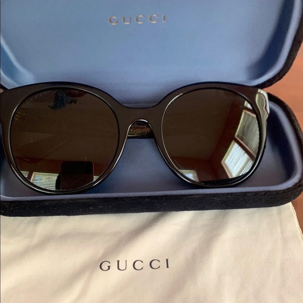 Gucci sunglasses